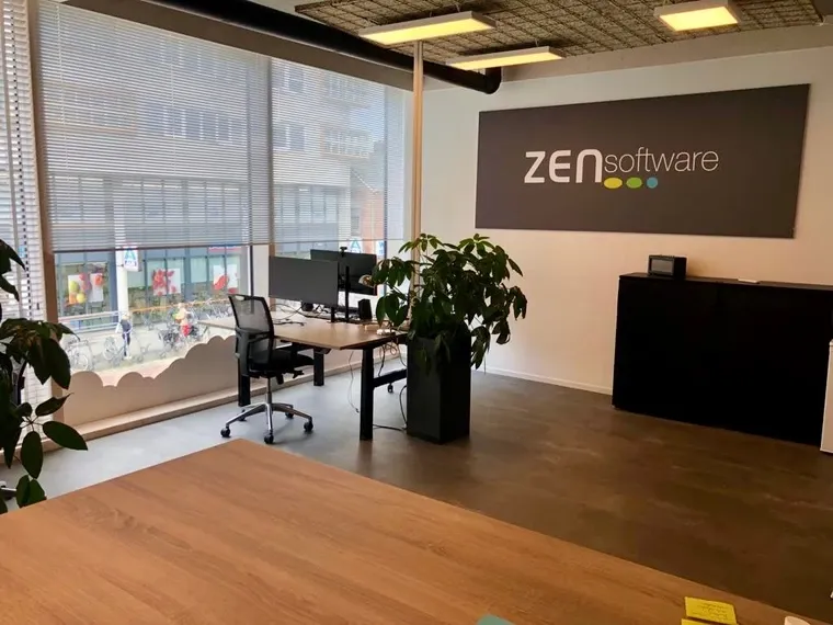 "Západoslovenská energetika logo:"